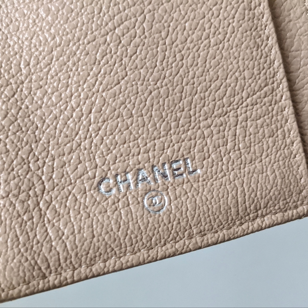 Chanel Wallet - Picture 10 of 15